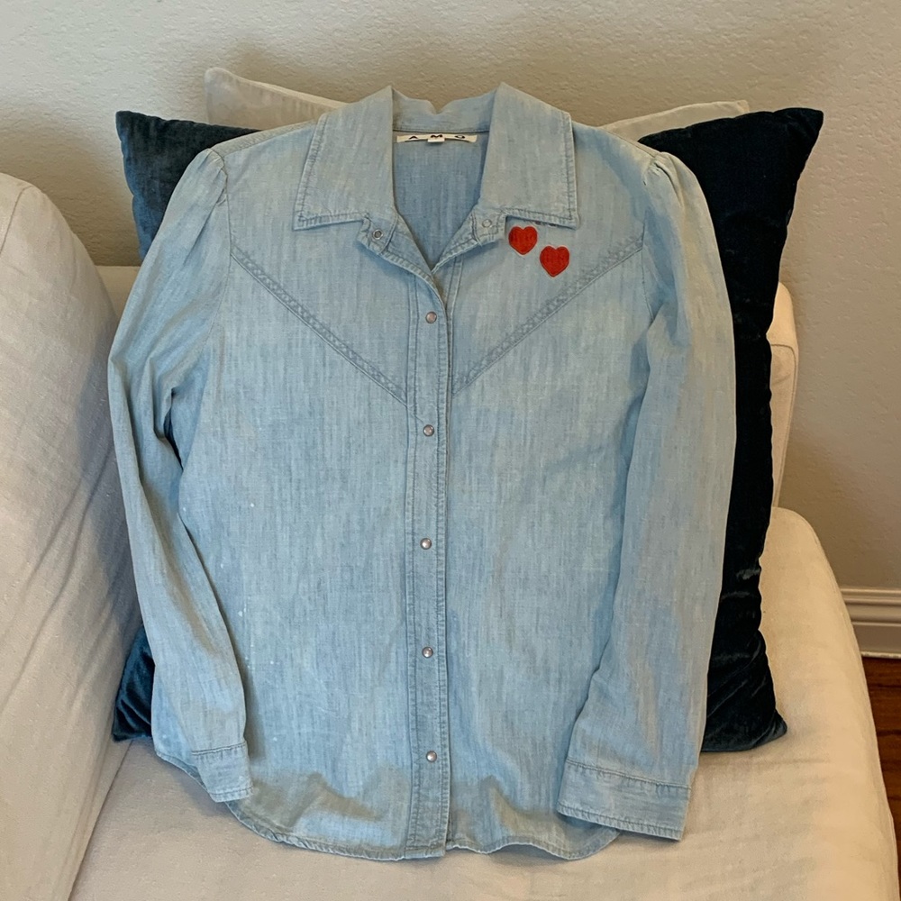 AMO woman’s western style light blue button down